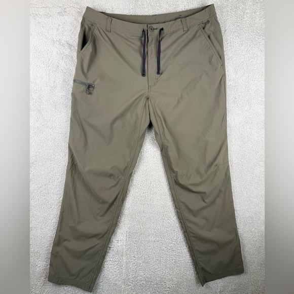 REI Other - Men’s REI nylon hiking pants 40x32 preowned 
Gorpcore hiking outdoors fishing